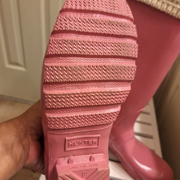 Pink Hunter rain boots - Picture 5 of 9